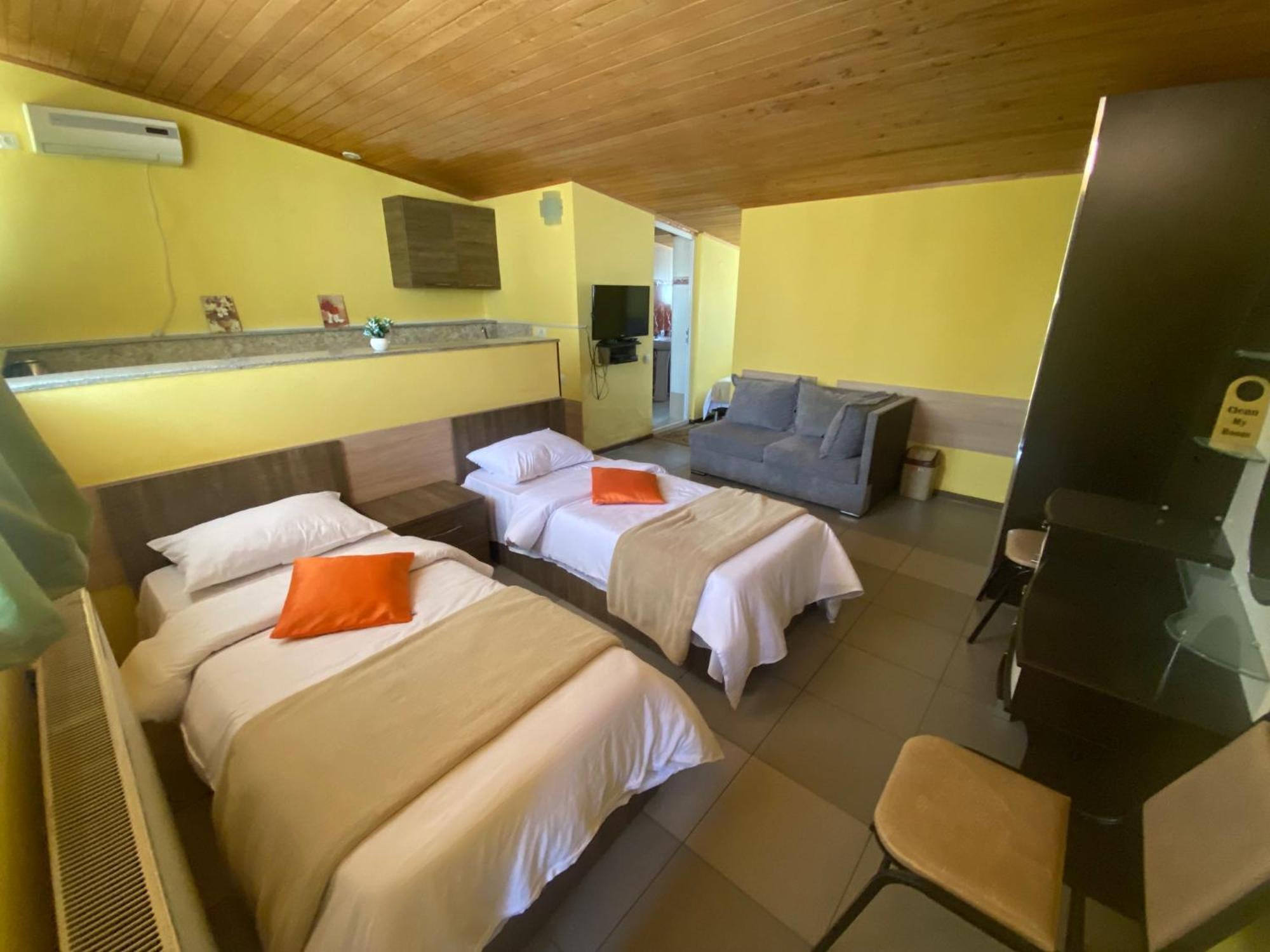 Park Hotel Tbilisi Eksteriør bilde