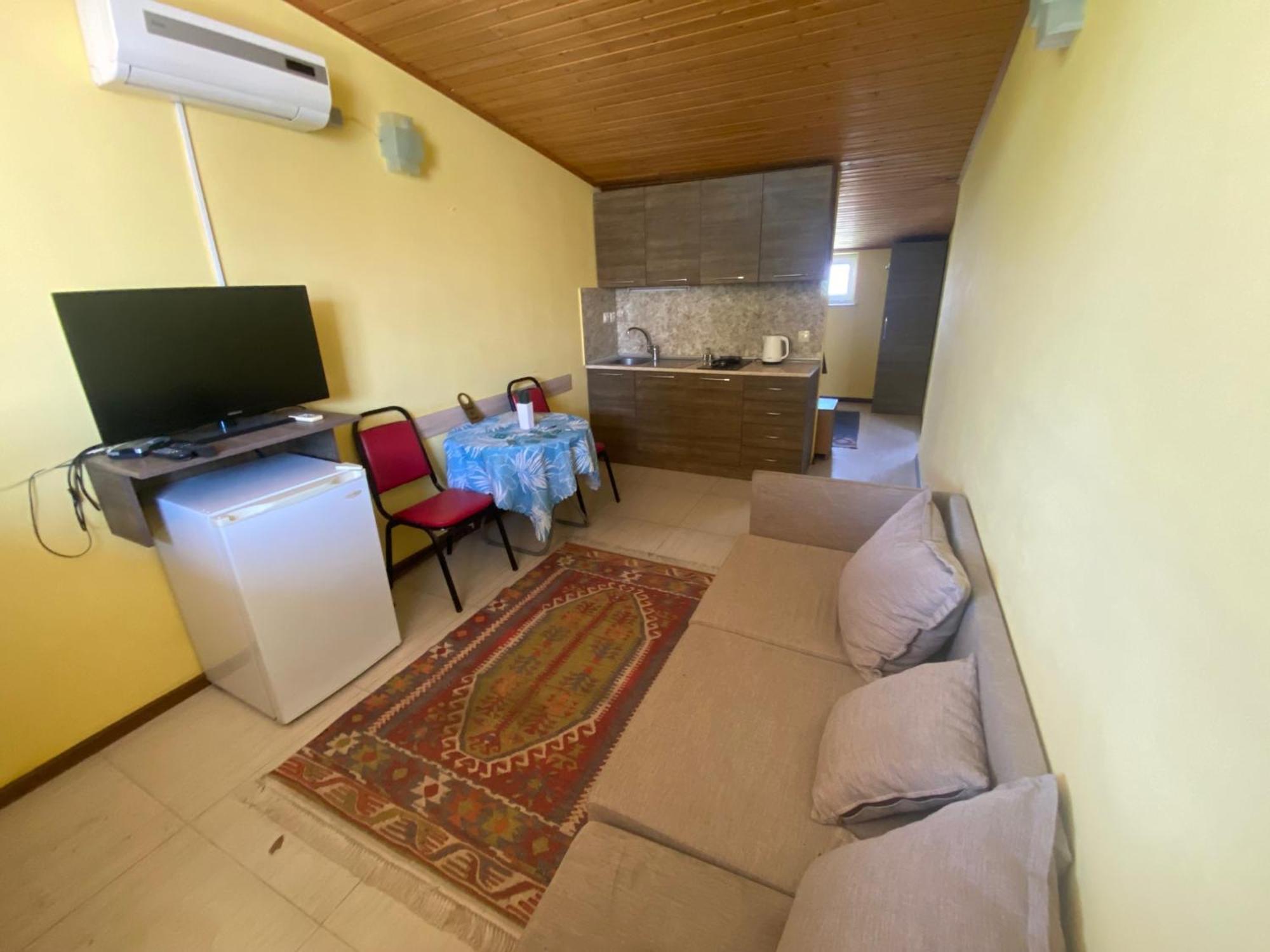 Park Hotel Tbilisi Eksteriør bilde